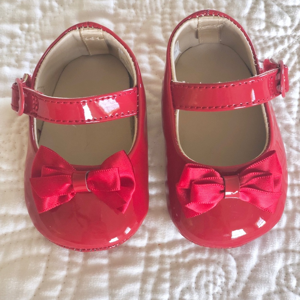 NWOT Baby Deer Red Shoes
